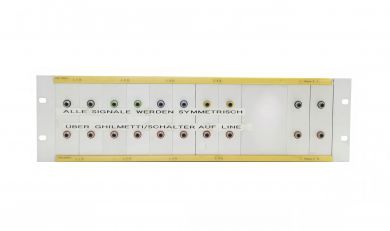 19-inch 3RU patchbay | 20x RCA unbalanced to one male golden 39-pin Siemens connector on the back  | SF205 