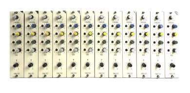 Neumann SKC mono Aux-Send, Pan, Eingangswahl Set. | Danner 10-Kanal 